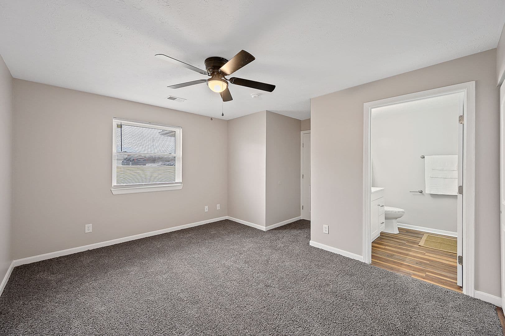 Hamilton Apartment: 5 Fall Wood Drive