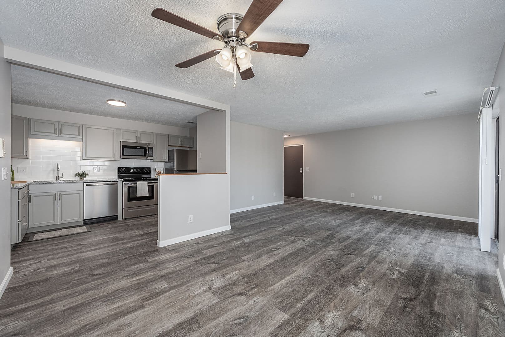 Cincinnati Apartment: 5411 Blue Sky Drive