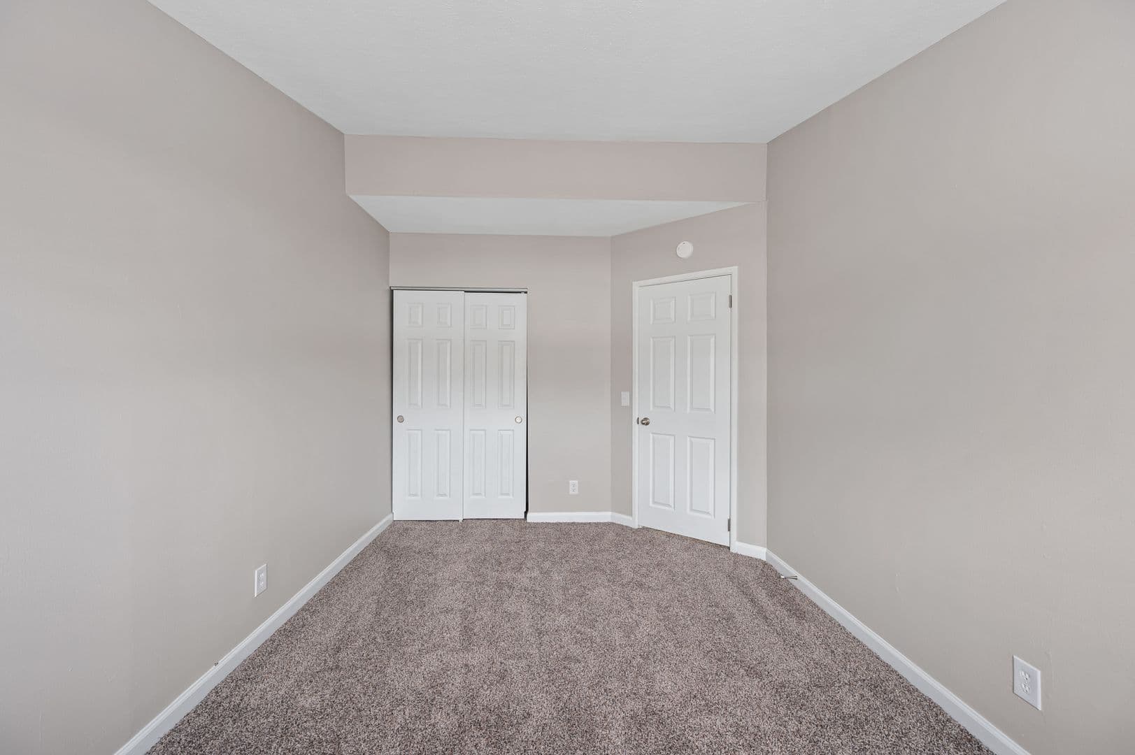 Cincinnati Apartment: 1740 Bising Ave