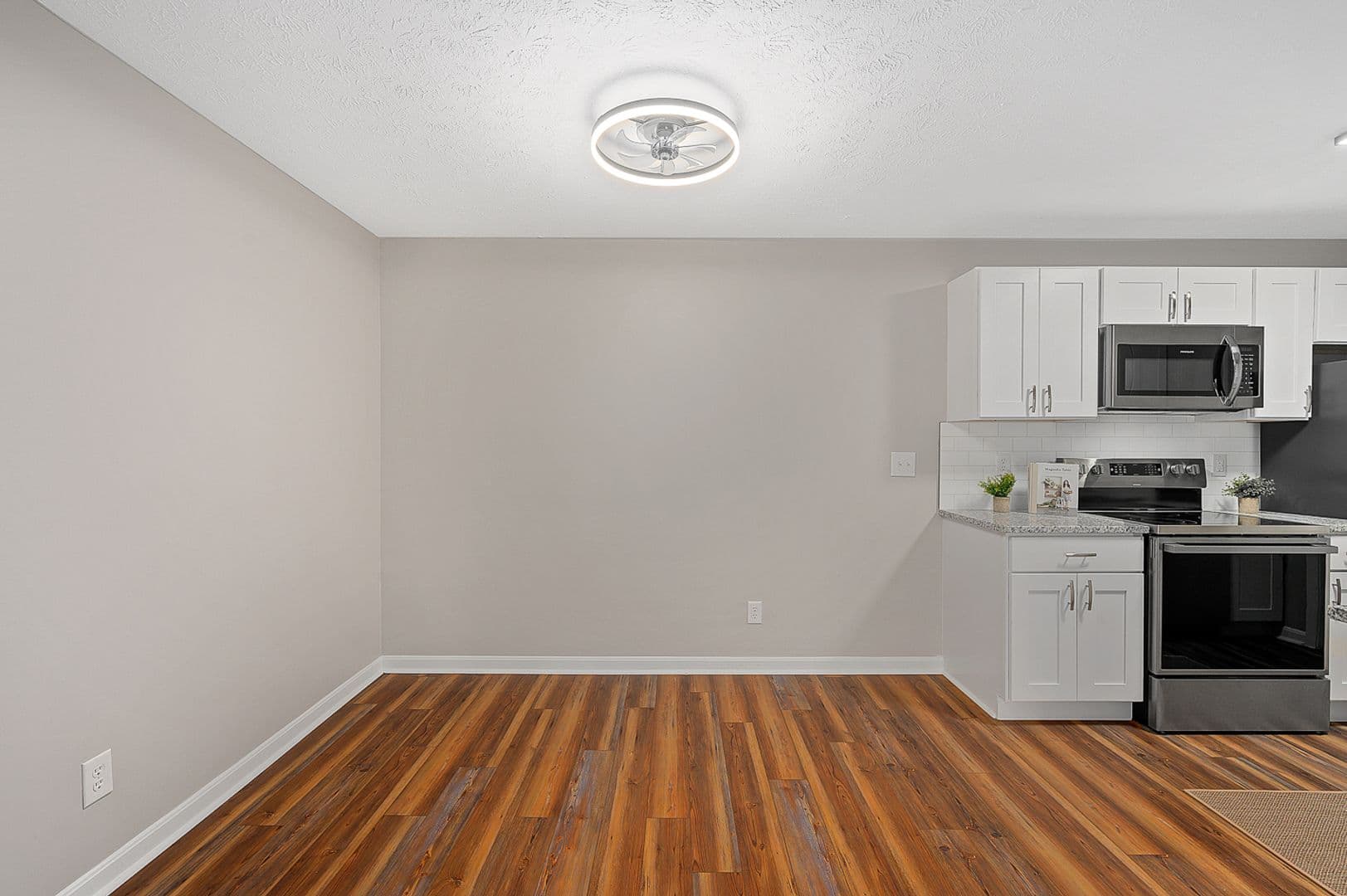 Hamilton Apartment: 5 Fall Wood Drive
