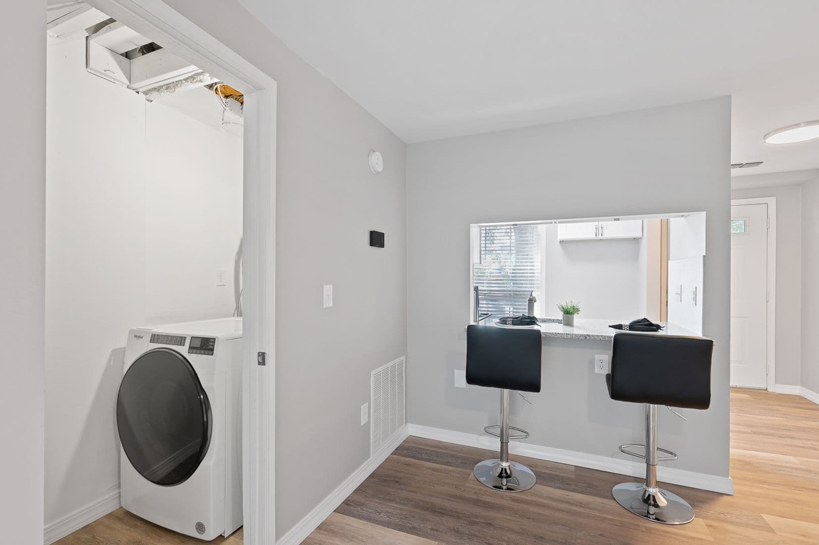 Cincinnati Apartment: 860 Deerfield Blvd.