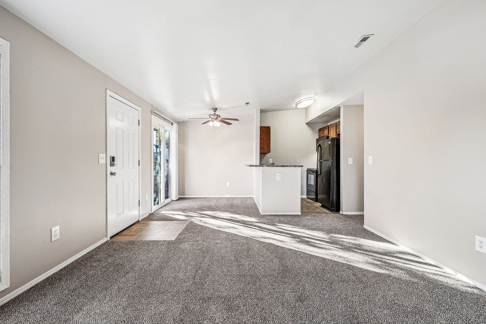 Cincinnati Apartment: 860 Deerfield Blvd.