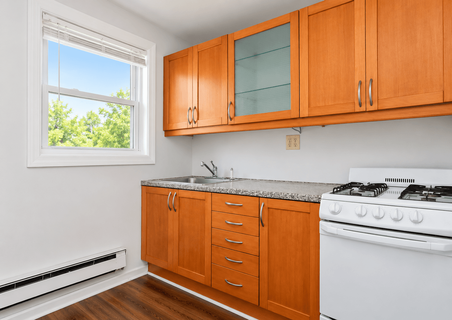 Pittsburgh Apartment: 2309 Tilbury Ave