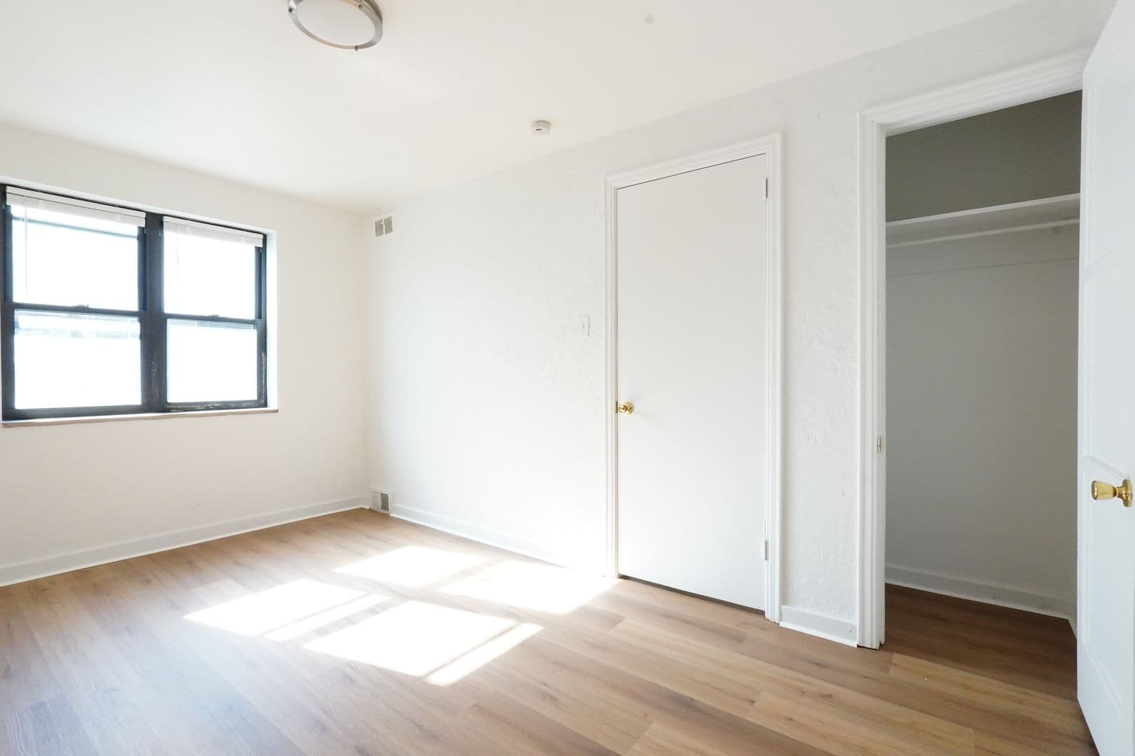 Pittsburgh Apartment: 330 Greenlee Road