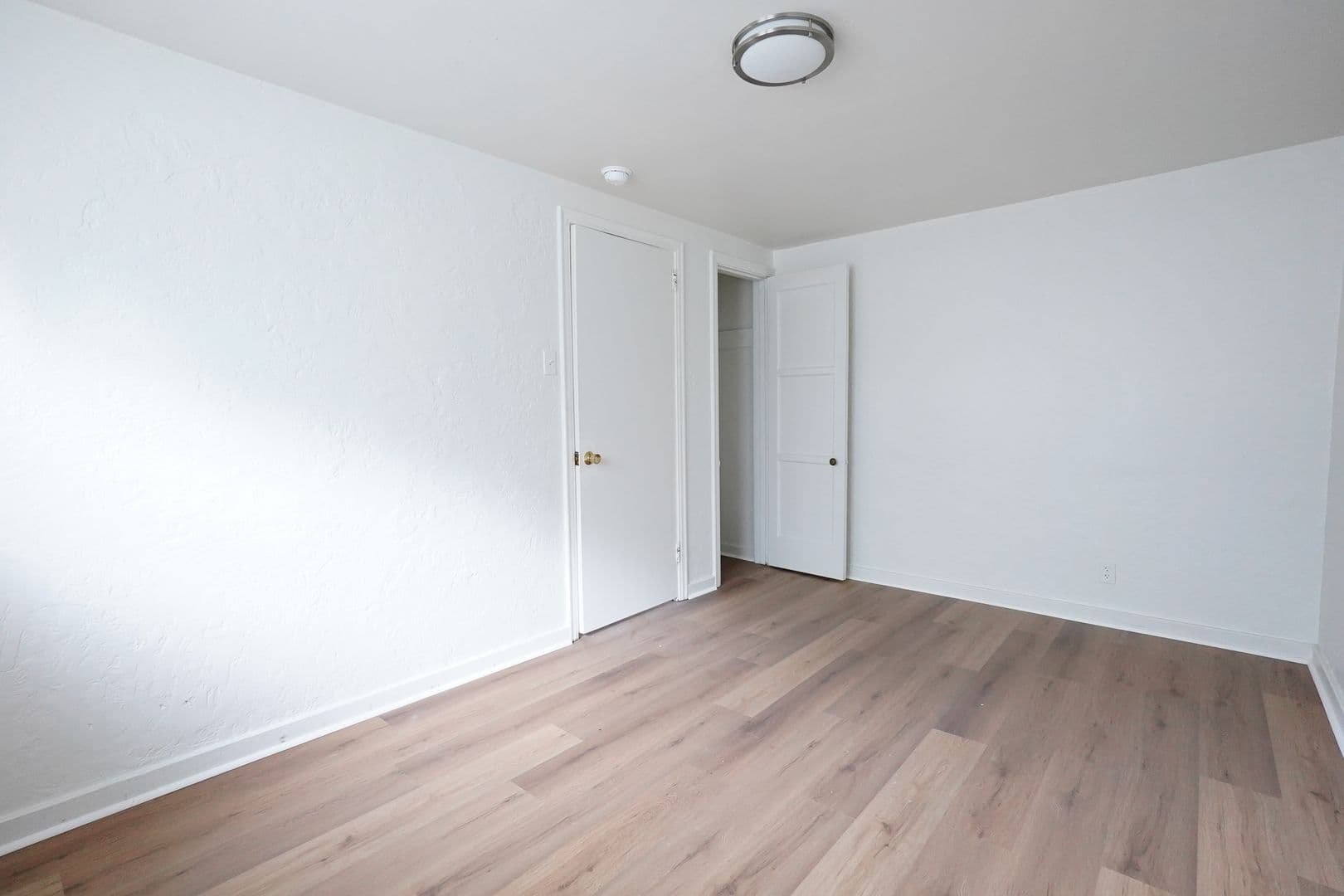 Pittsburgh Apartment: 330 Greenlee Road