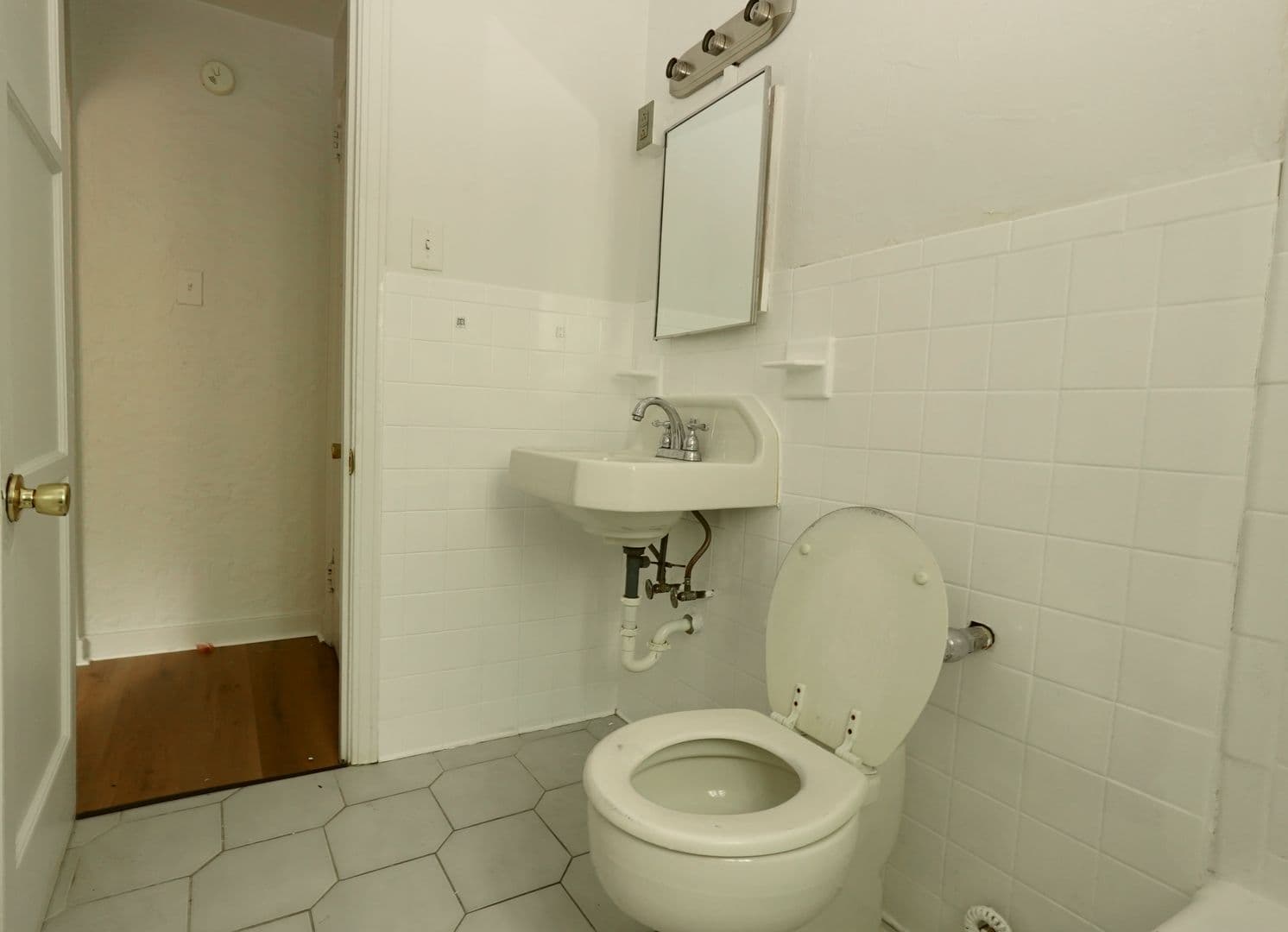 Pittsburgh Apartment: 330 Greenlee Road