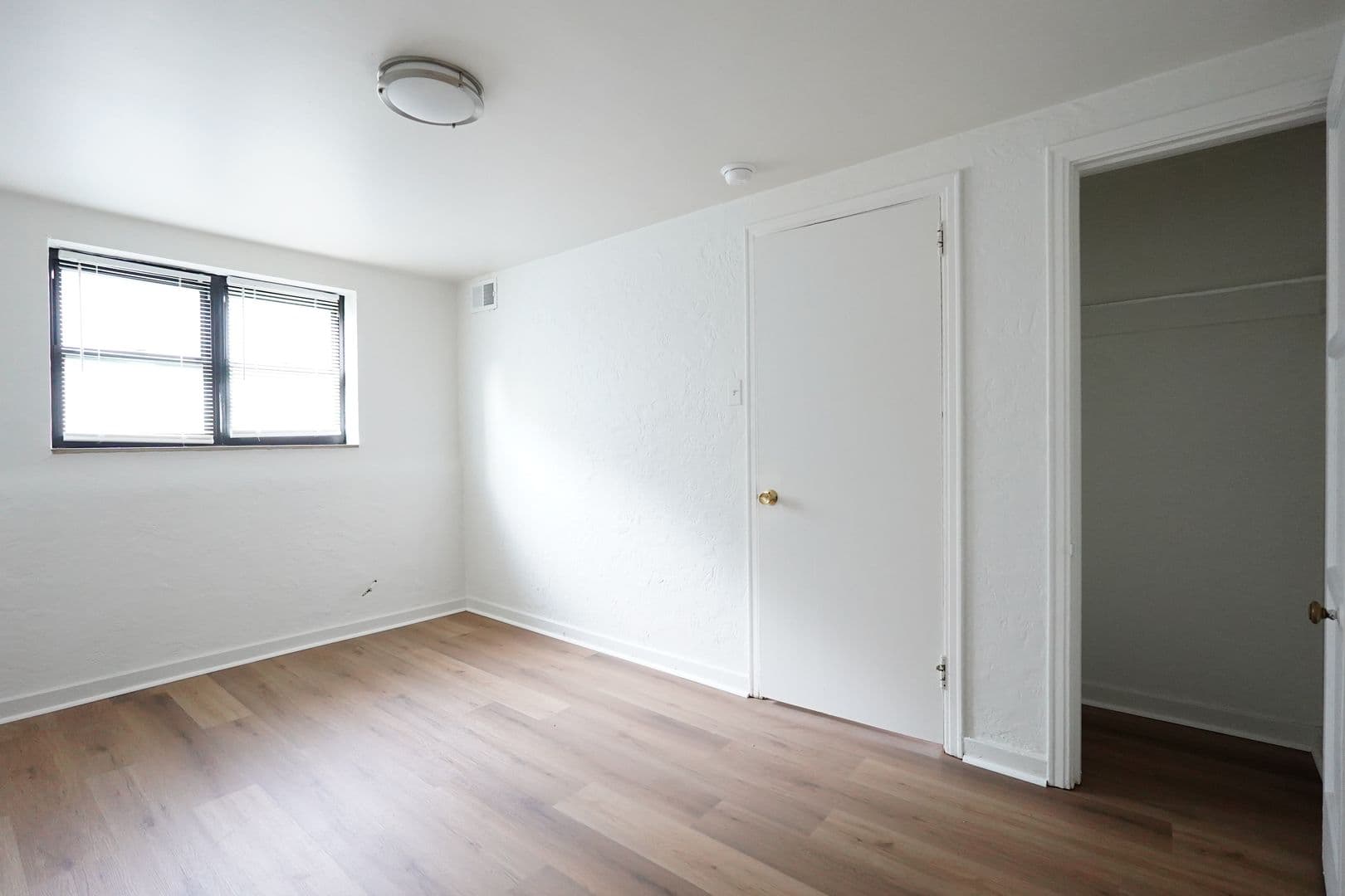 Pittsburgh Apartment: 330 Greenlee Road