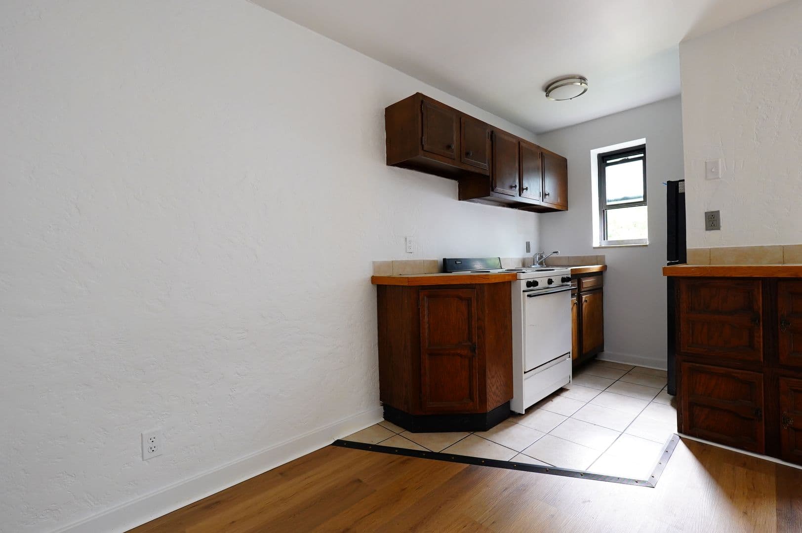 Pittsburgh Apartment: 330 Greenlee Road
