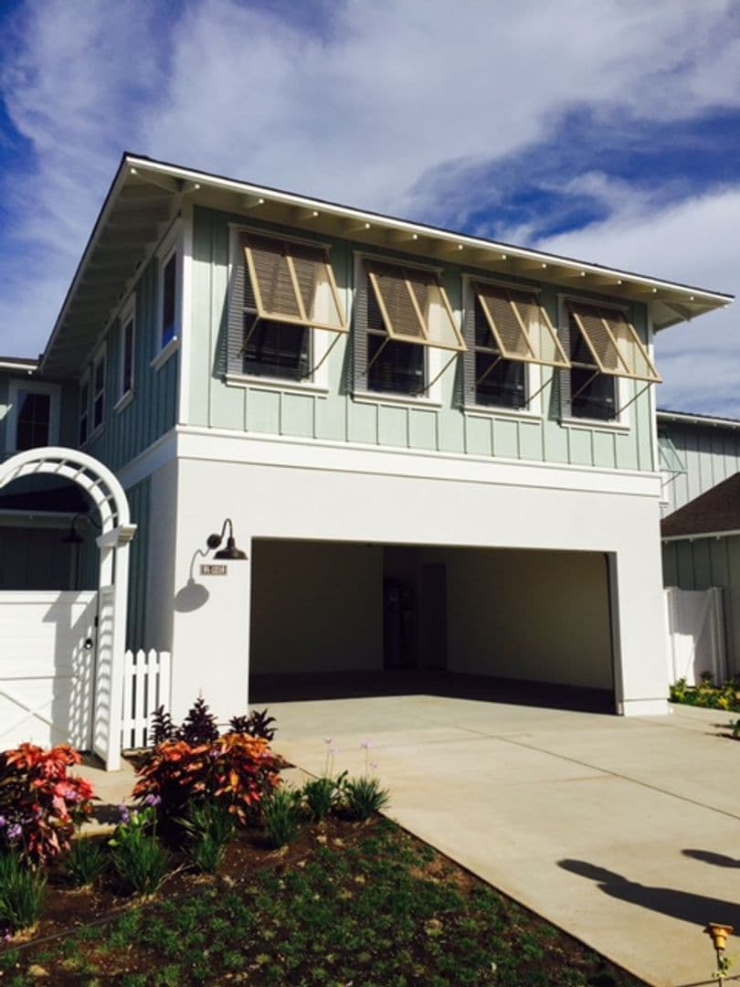 Ewa Beach House: 91-1210 Kaikohola Street
