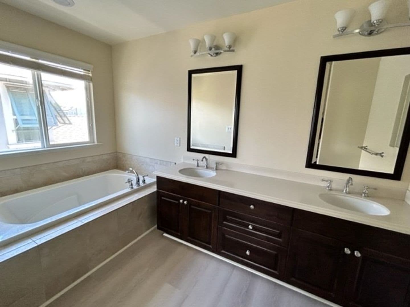 Ewa Beach House: 91-1210 Kaikohola Street