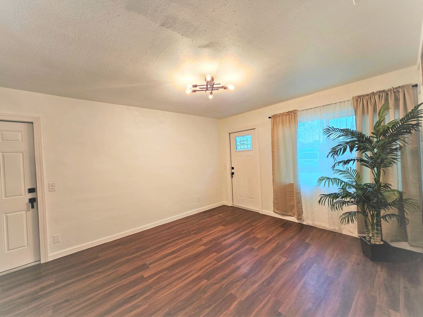 Vero Beach House: 261 6th Ct SW