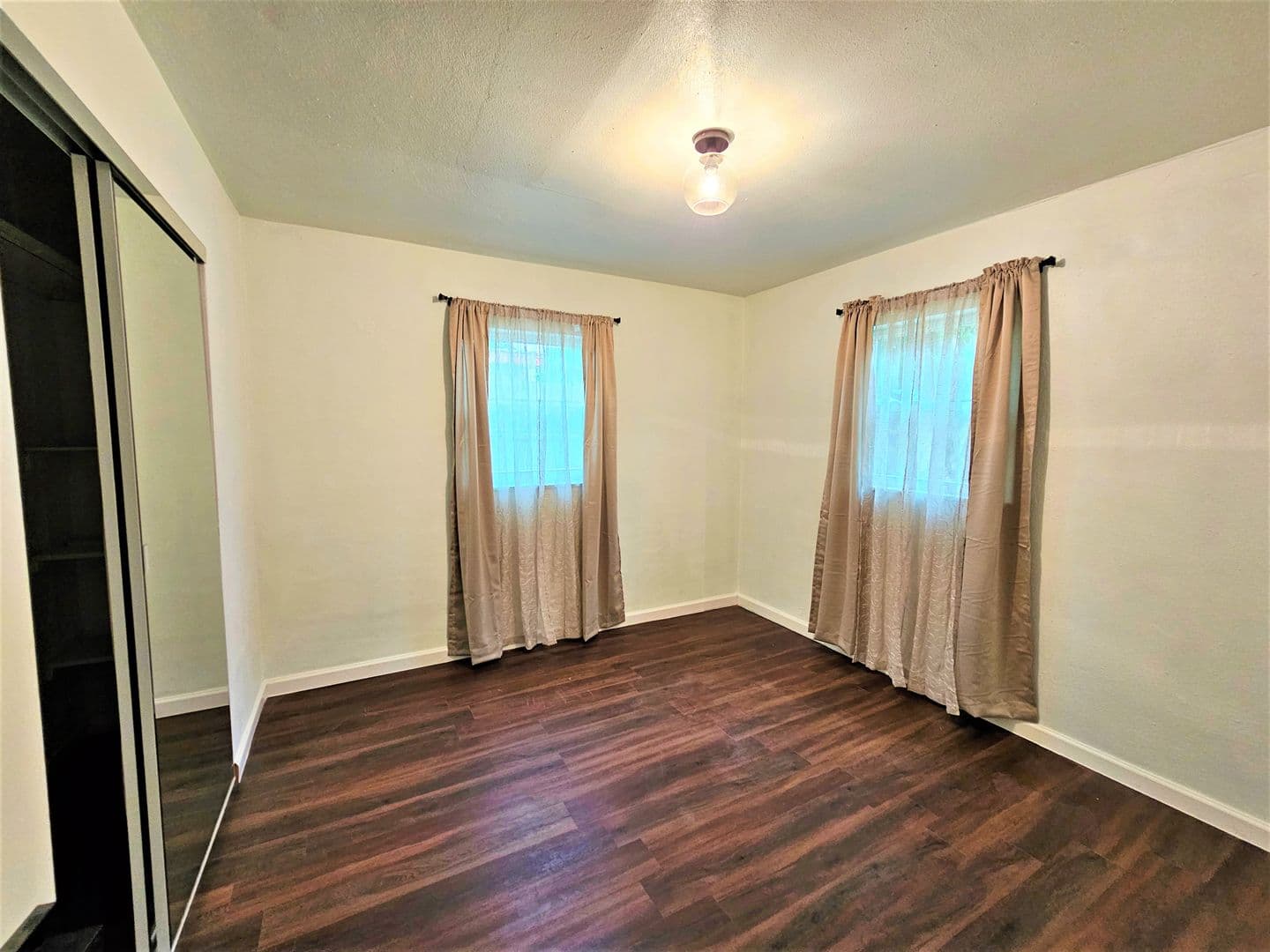 Vero Beach House: 261 6th Ct SW