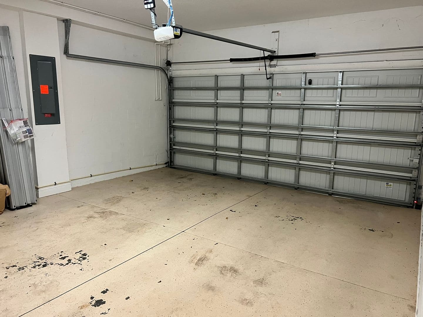 Tampa Apartment: 115 N Arrawana Ave #7