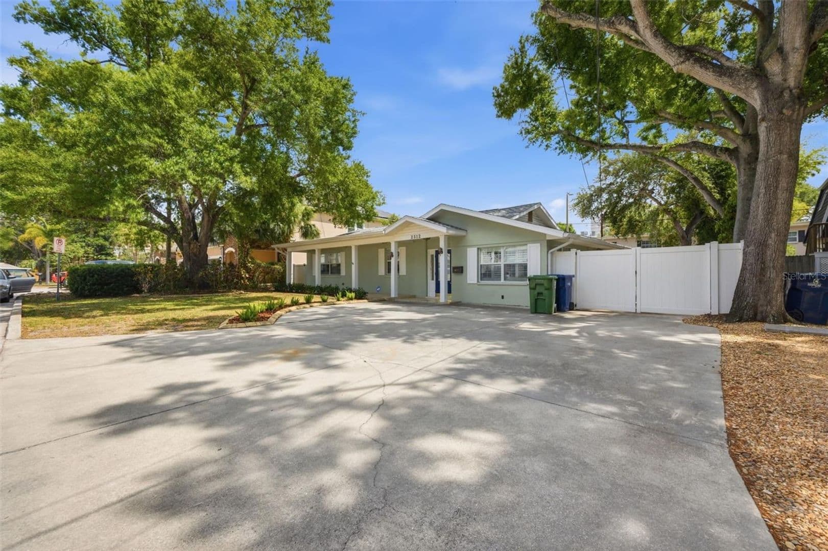 Tampa House: 2512 W. Kansas Ave
