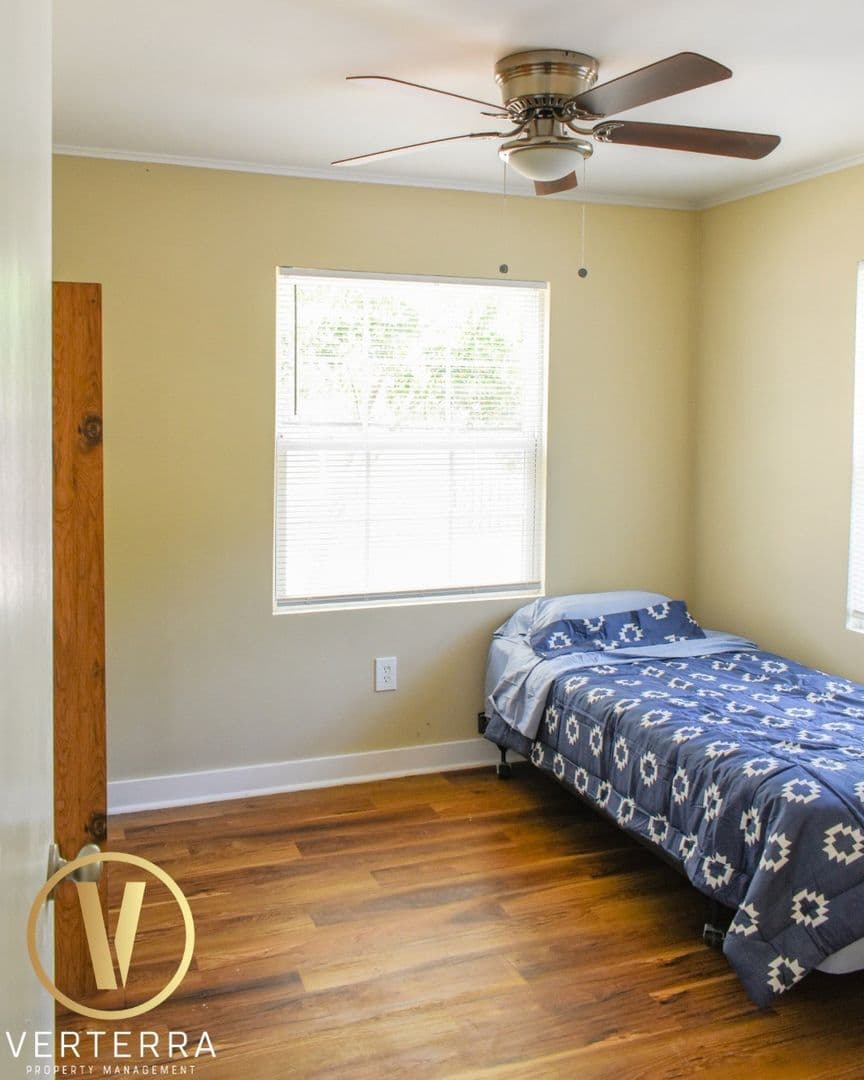 Tallahassee Apartment: 322 Conradi St