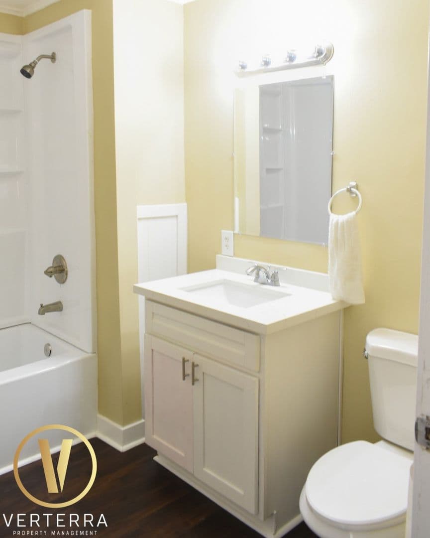 Tallahassee Apartment: 322 Conradi St