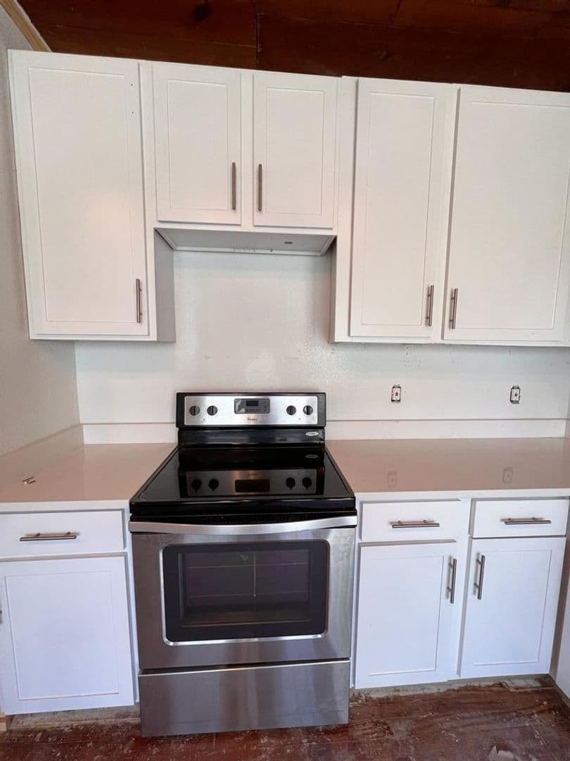 Dallas Apartment: 2442 Catherine St.