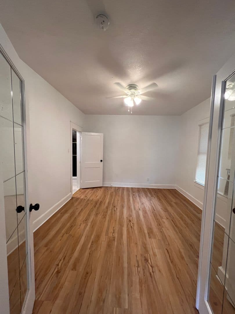 Dallas Apartment: 2442 Catherine St.