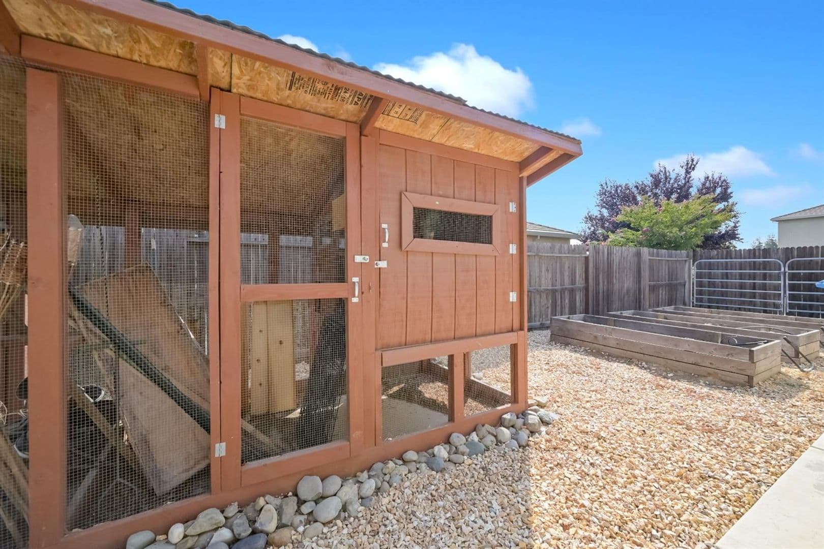 Marysville House: 5547 Lochcarron Dr