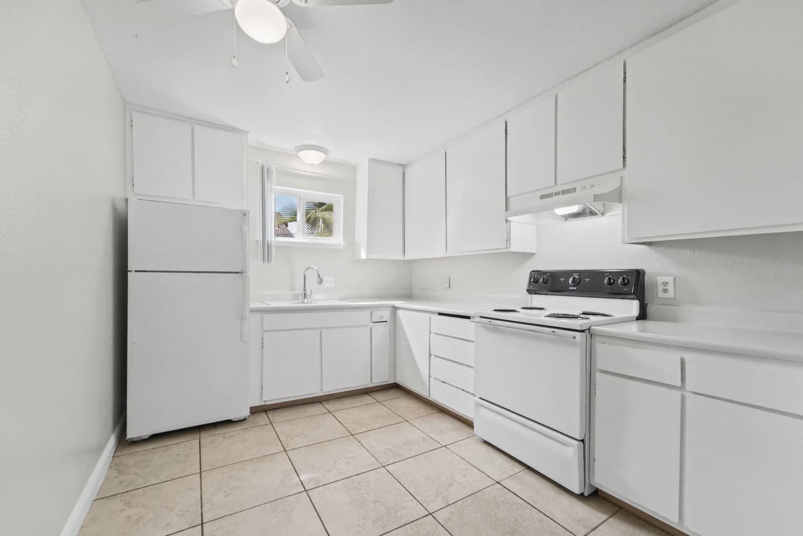 Marysville Apartment: 5944-5956 Park Ave