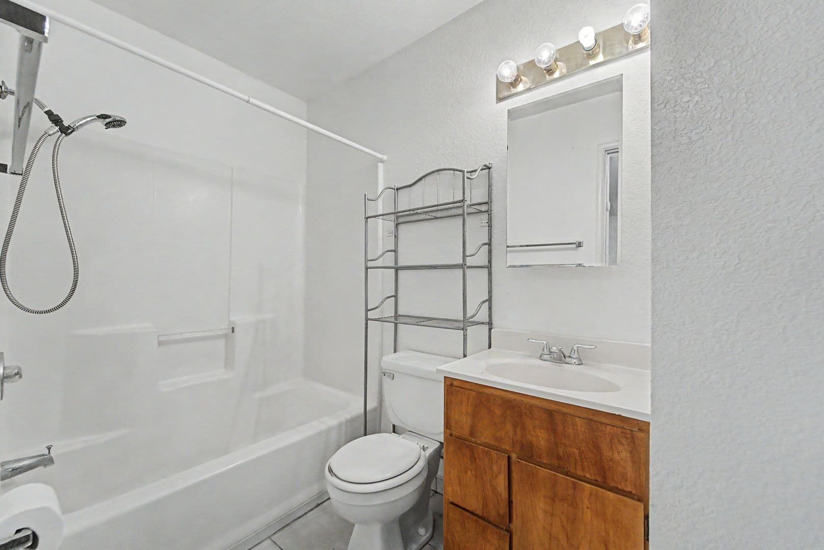 Olivehurst Apartment: 5757-5771 Arboga Rd