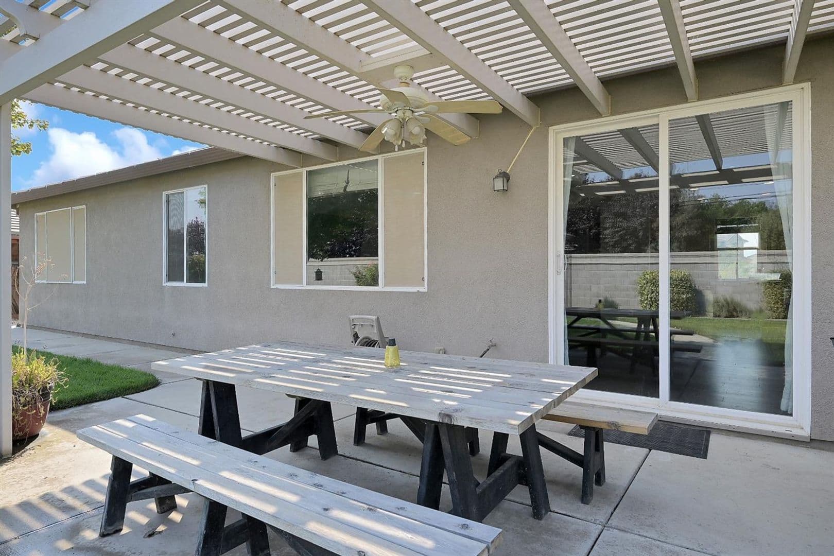Marysville House: 5547 Lochcarron Dr