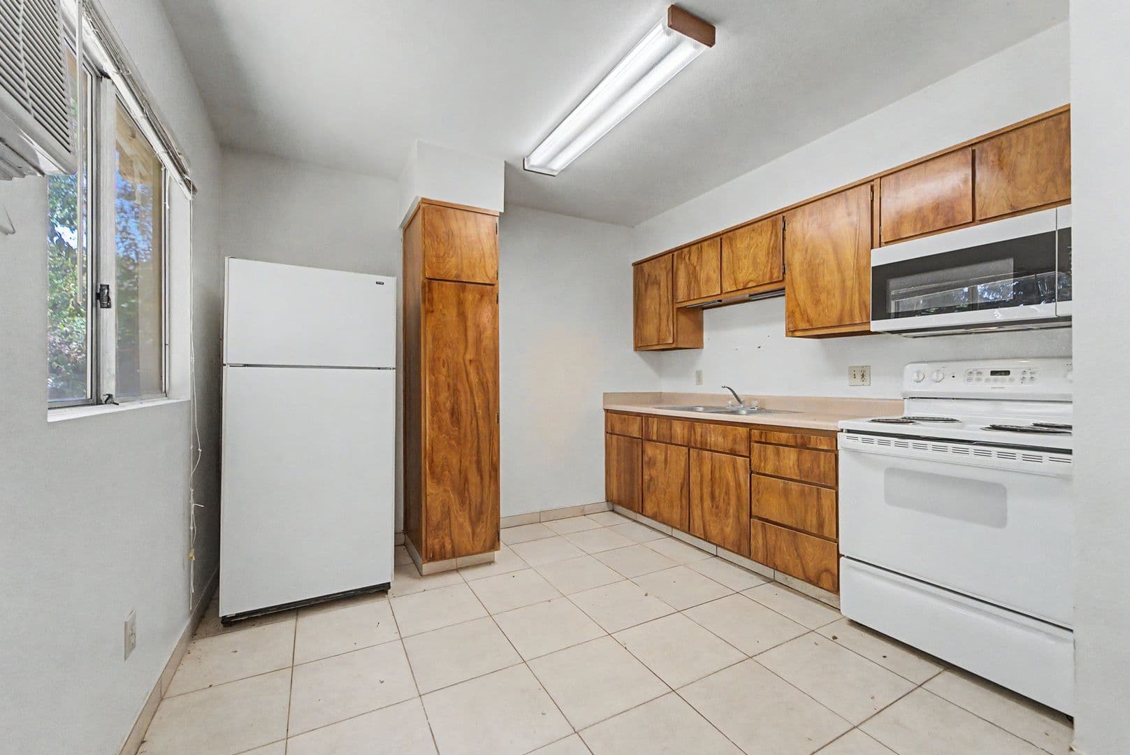 Olivehurst Apartment: 5757-5771 Arboga Rd