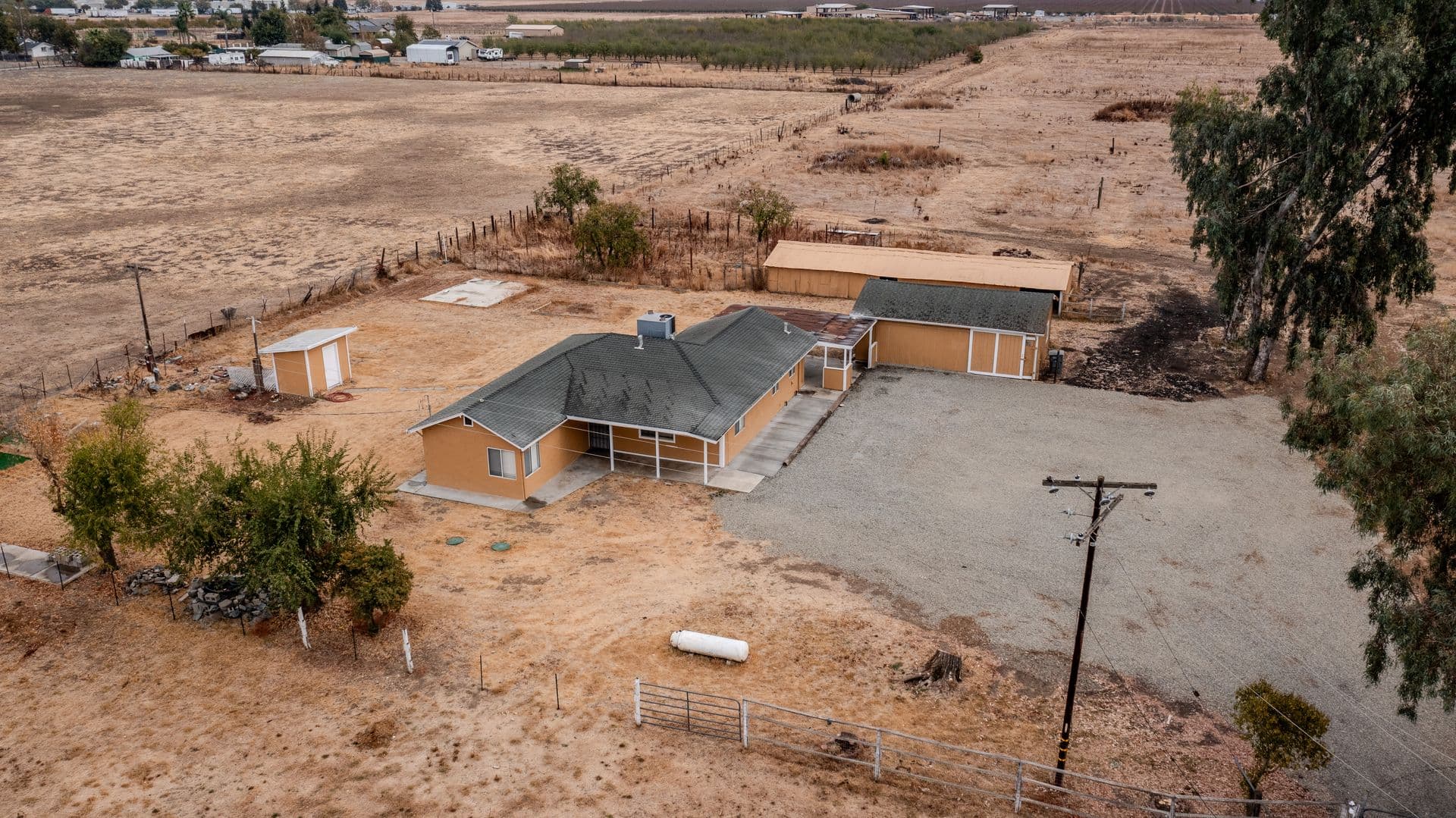Olivehurst House: 4345 Feather River Blvd