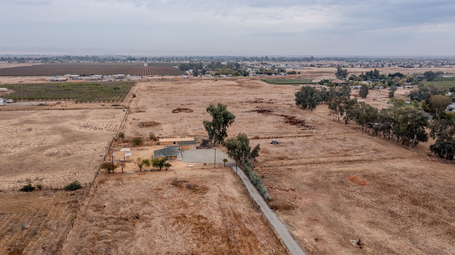 Olivehurst House: 4345 Feather River Blvd