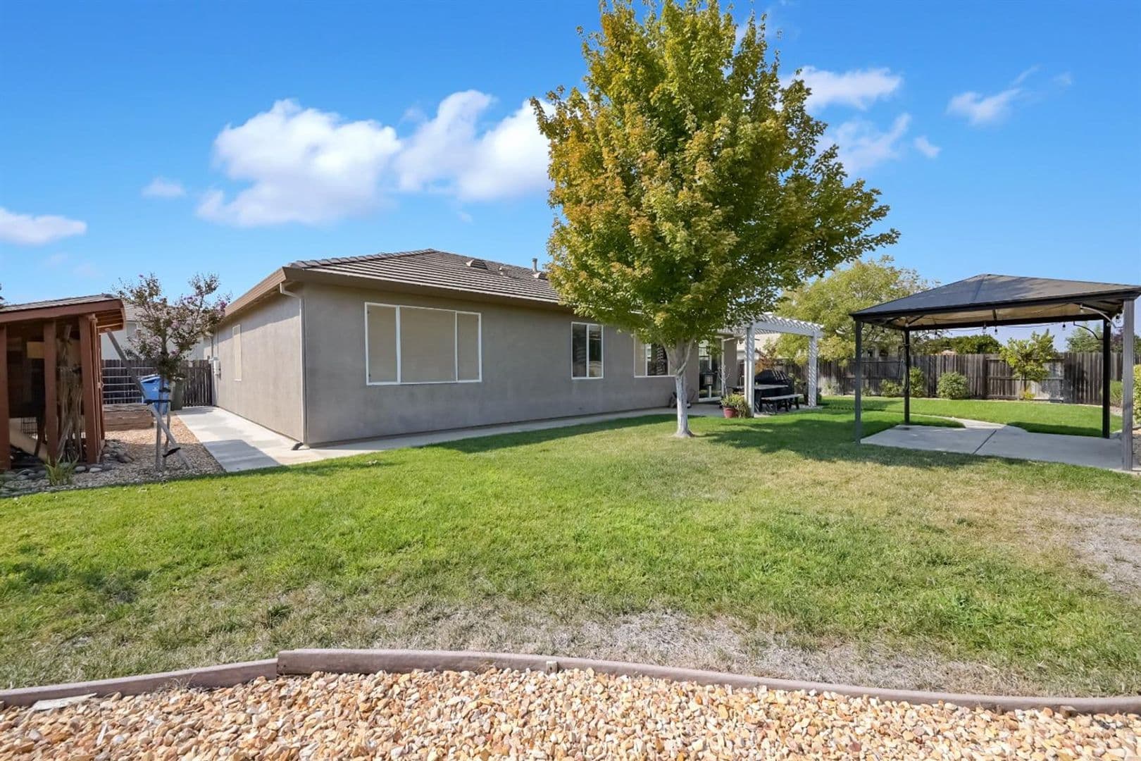 Marysville House: 5547 Lochcarron Dr