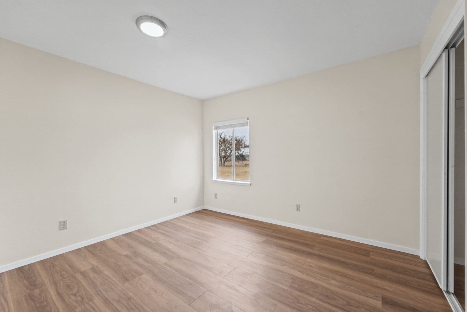 Olivehurst House: 4345 Feather River Blvd