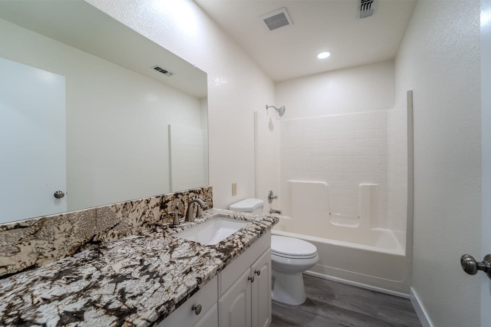 Yuba City Ca 95991 House: 875 Forbes Ave