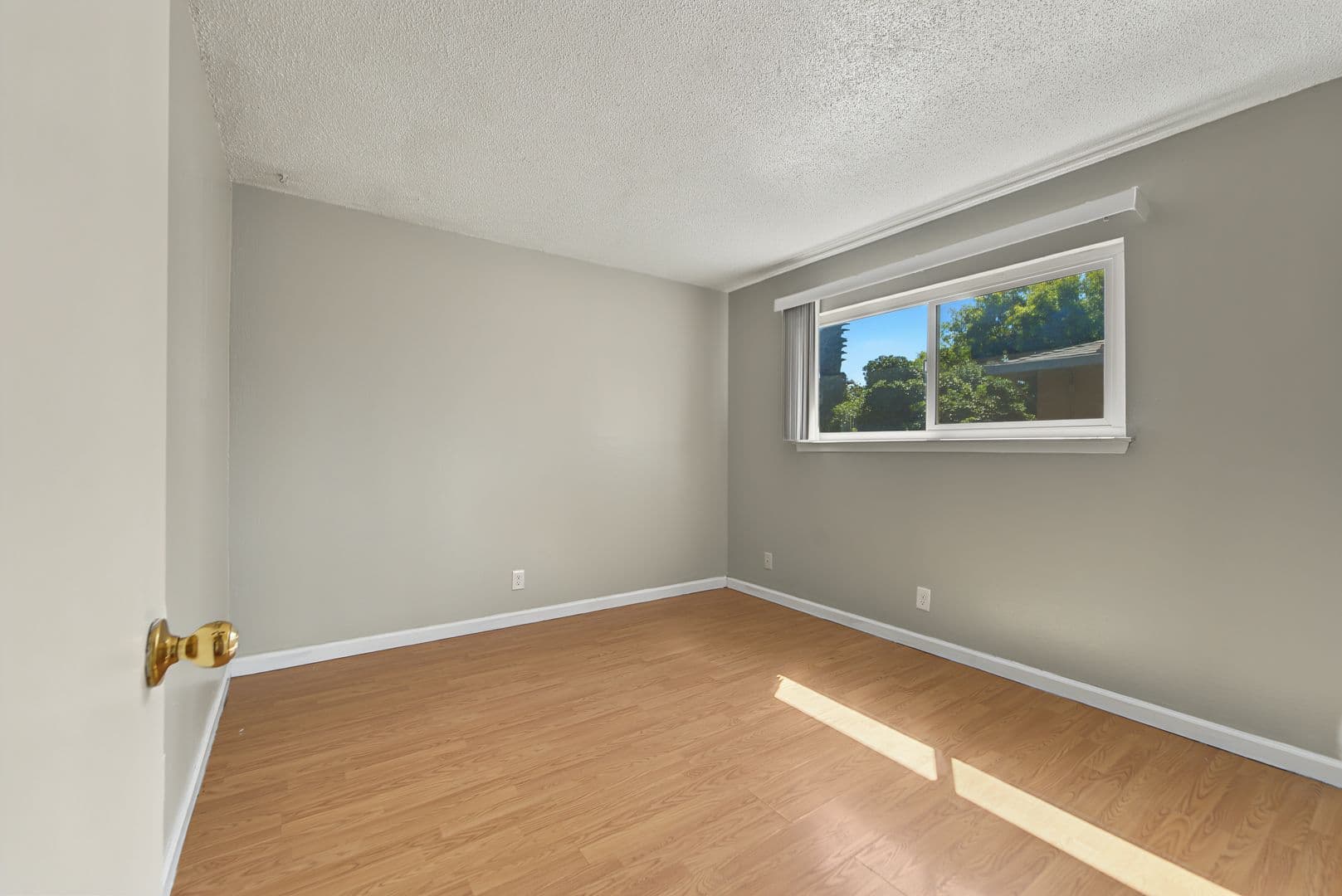 Marysville Apartment: 5944-5956 Park Ave