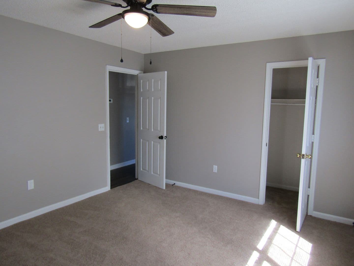 Hinesville House: 1271 Windrow Drive