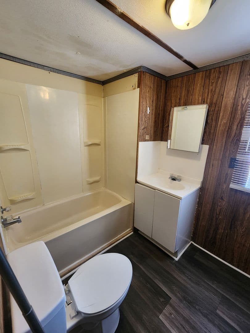 Hinesville Apartment: 1219 West Oglethorpe Hwy