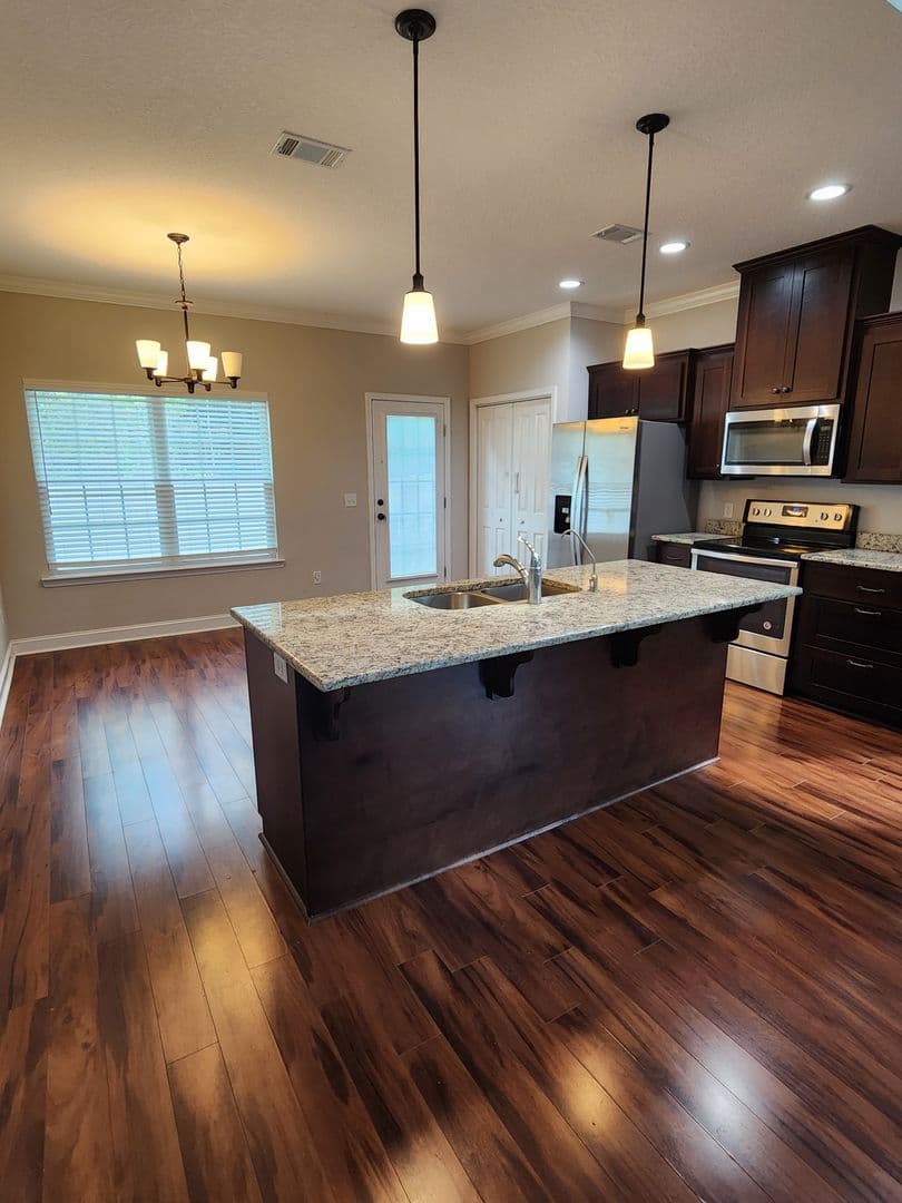 Hinesville House: 1220 Cypress Fall Circle