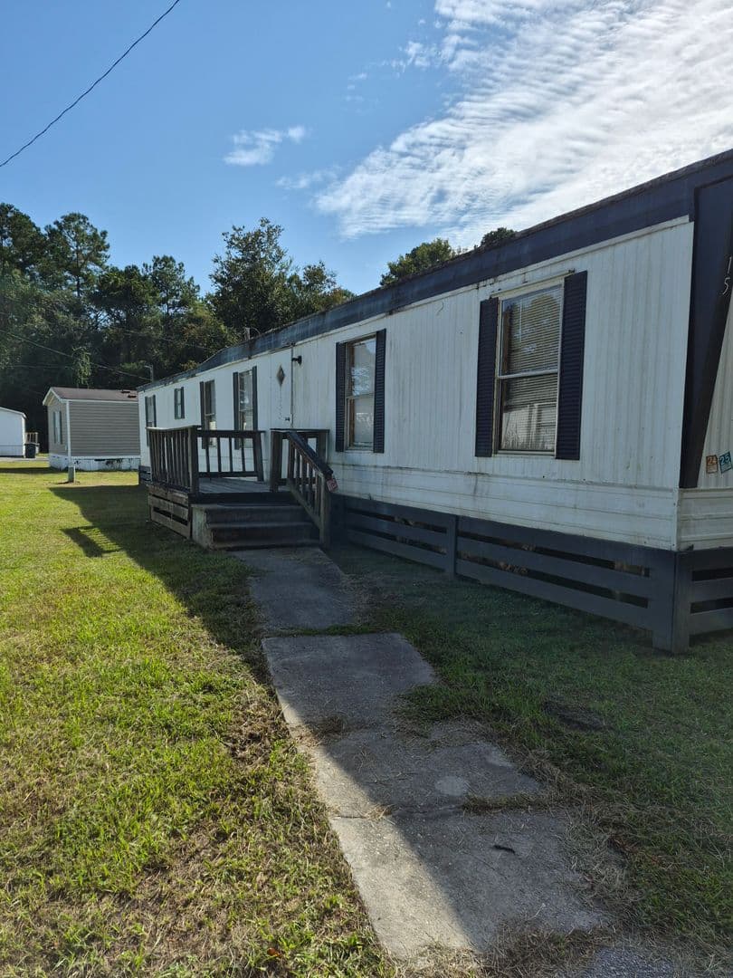 Hinesville Apartment: 944 Hollywood Drive