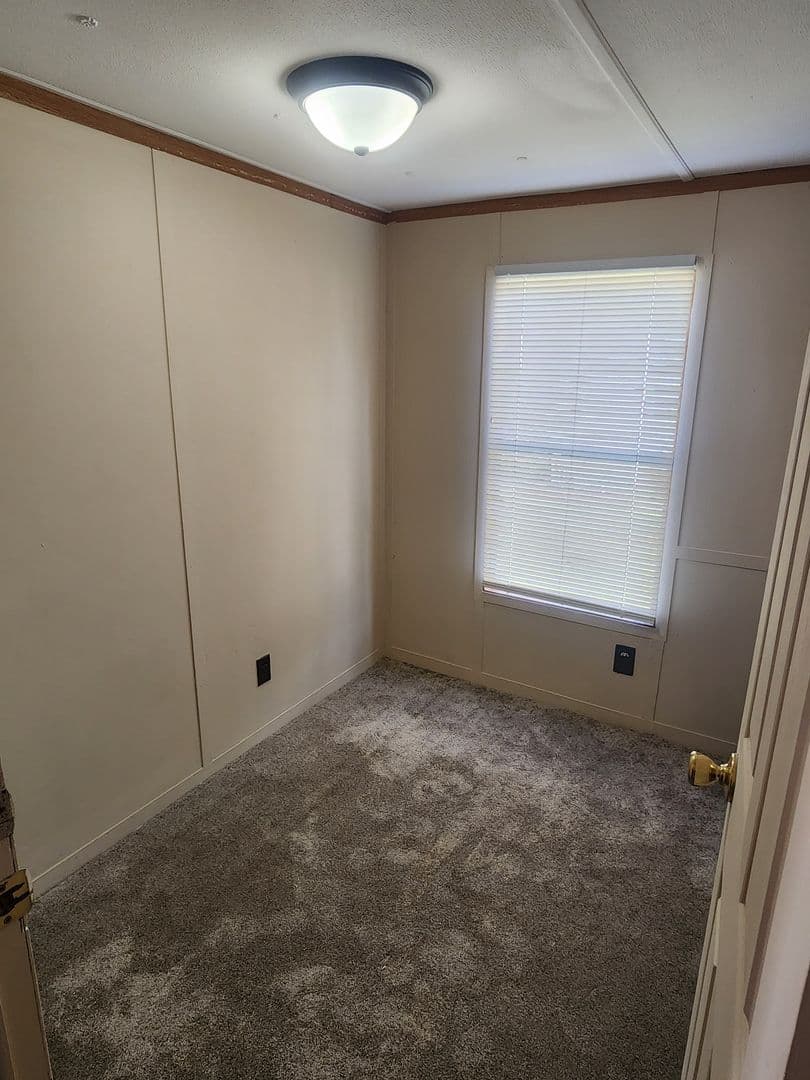 Hinesville Apartment: 944 Hollywood Drive