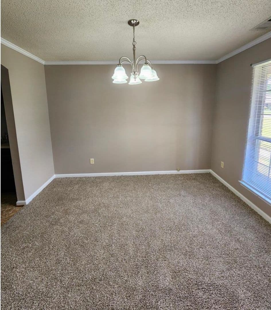 Hinesville House: 2411 Fernando Ct