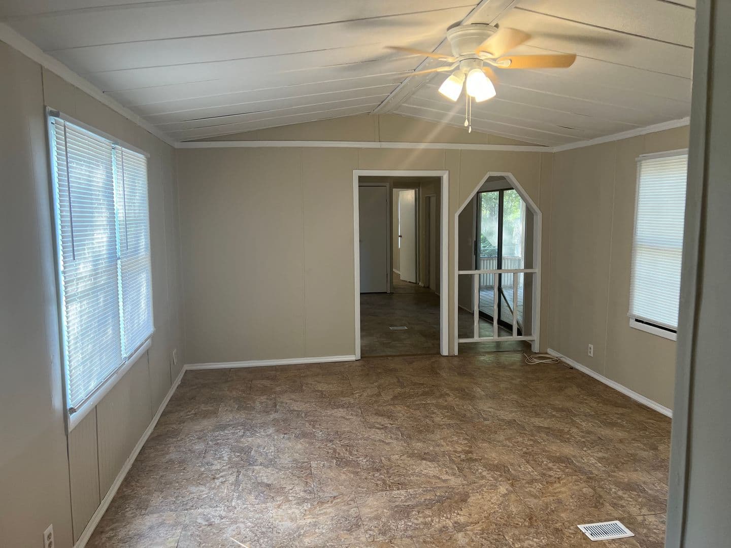 Walthourville House: 401 Griffin Road