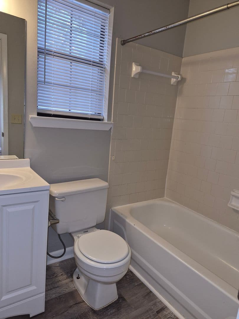 Hinesville House: 242 Garden Circle