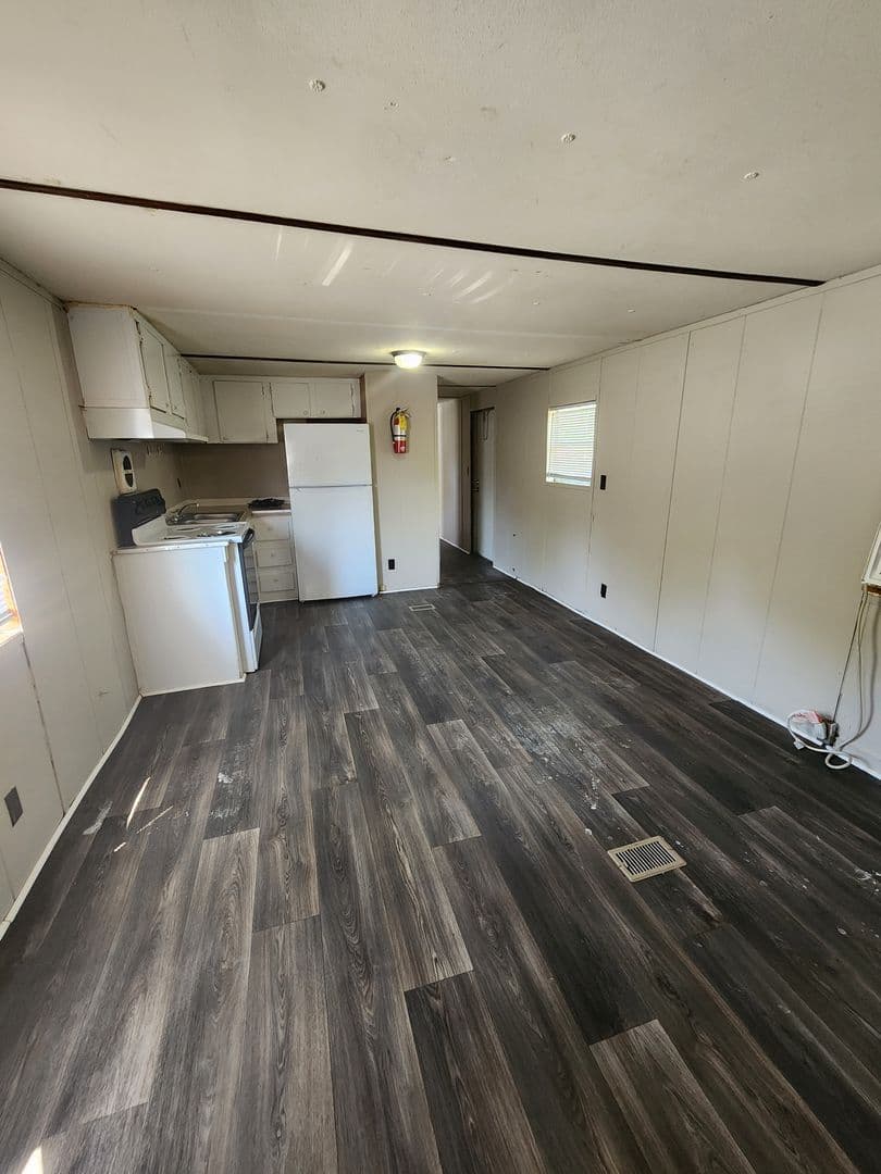 Hinesville Apartment: 1219 West Oglethorpe Hwy