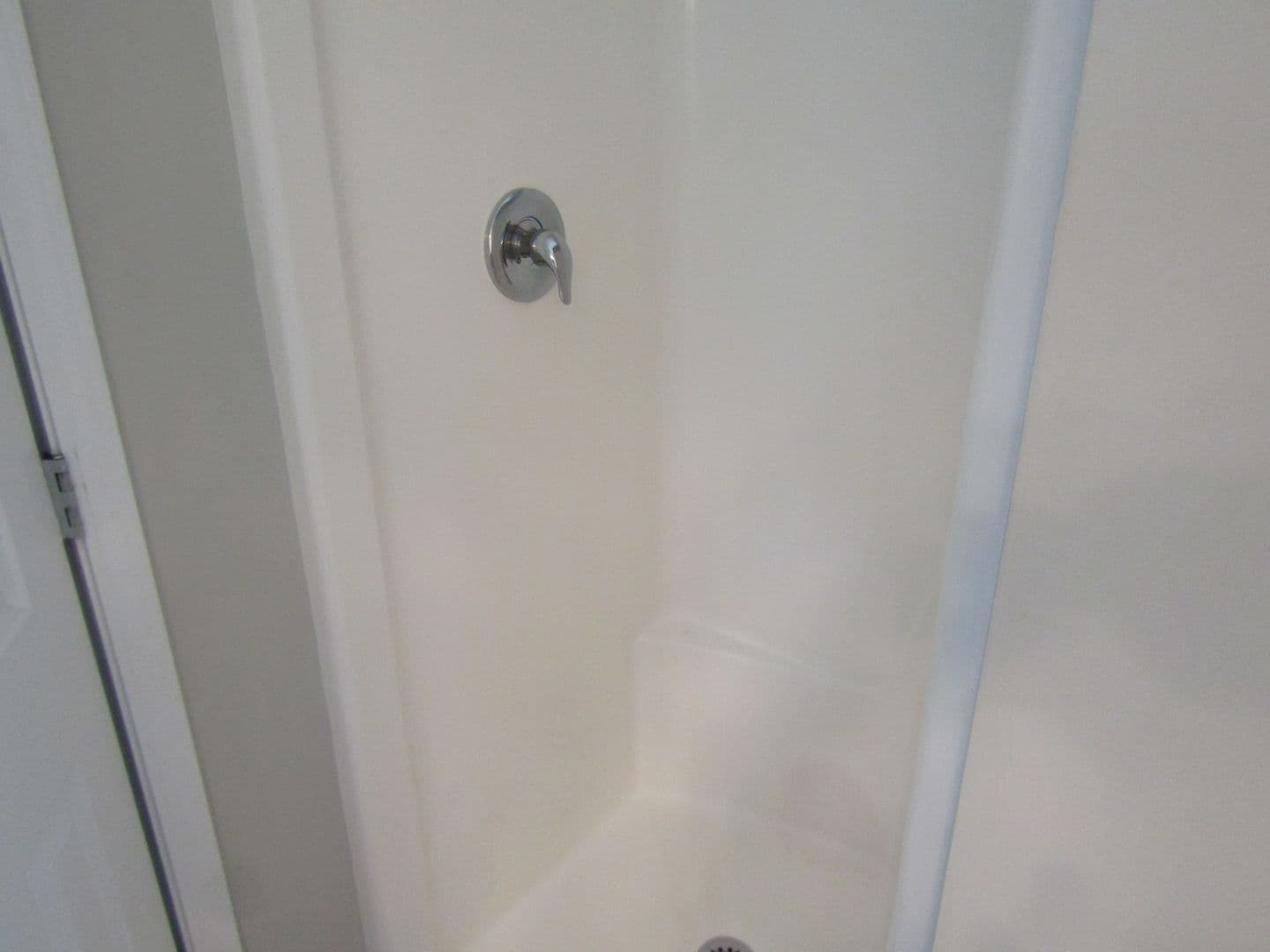 Hinesville House: 209 Ash Blvd