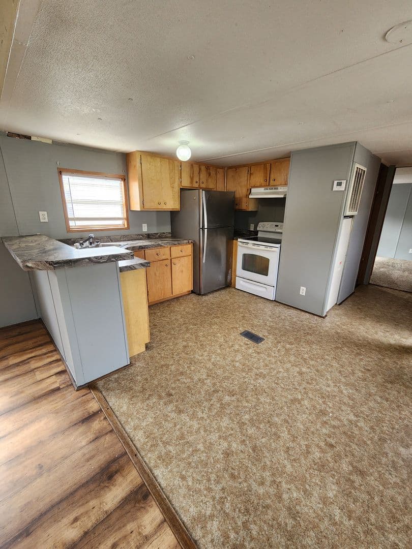 Hinesville Apartment: 944 Hollywood Drive