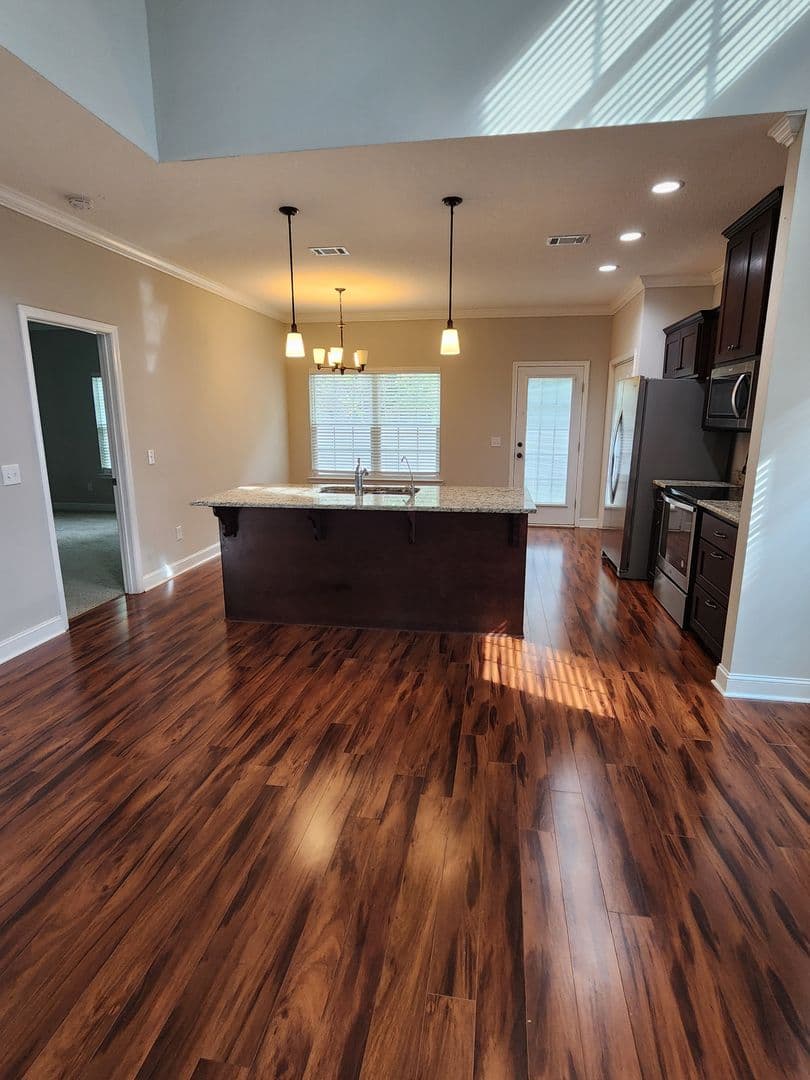 Hinesville House: 1220 Cypress Fall Circle