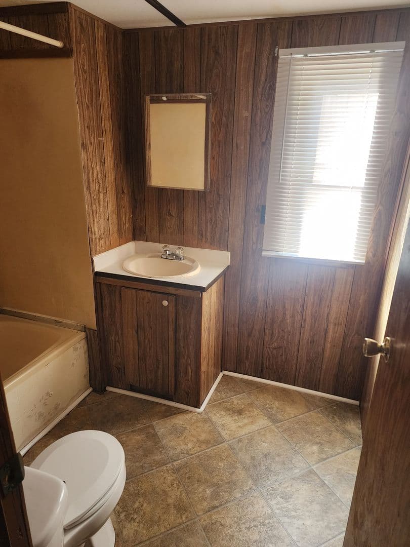 Hinesville Apartment: 1219 West Oglethorpe Hwy