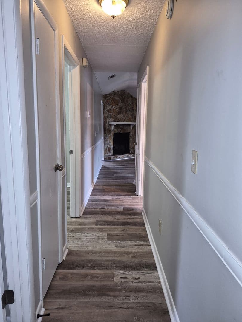Hinesville House: 242 Garden Circle