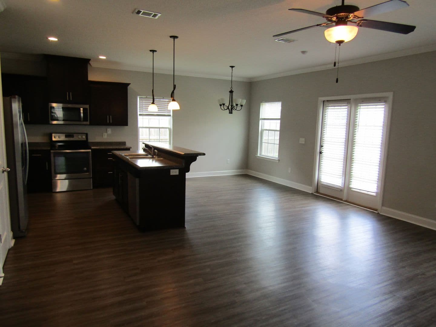 Hinesville House: 32 Wythe Street
