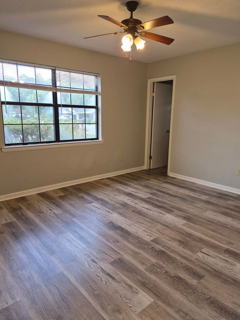 Hinesville House: 242 Garden Circle