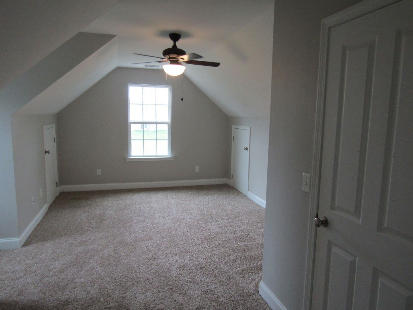 Hinesville House: 209 Ash Blvd